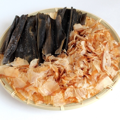 100 جرام OEM اليابانية Bonito Katsuobushi رقائق السمك خالية من الإضافات الغذائية